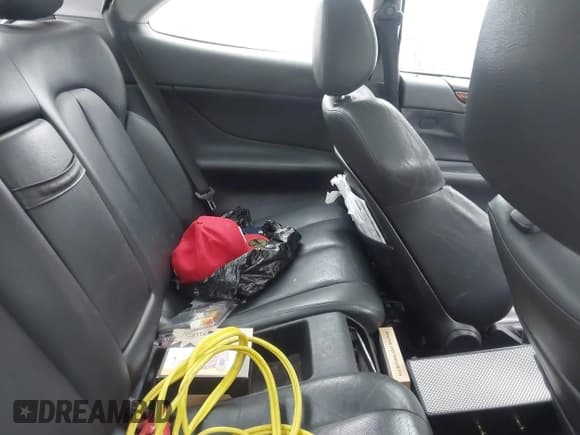 ✅ 1999 Mercedes-Benz CLK 320/430 • VIN: WDBLJ65GXXF061882 • Lot: 43835116. Wystawiony na IAAI z przebiegiem Nie podano. Bezpłatny archiwum sprzedaży aukcyjnych z USA i szczegółowy raport historii pojazdu na DreamBid. Zdjęcie 8.