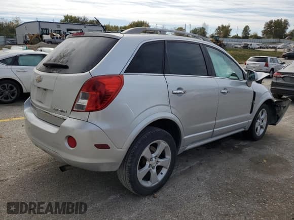 ✅ 2014 Chevrolet Captiva Sport LT • VIN: 3GNAL3EKXES583045 • Lot: 77174084. Wystawiony na Copart z przebiegiem 119 765 mil. Bezpłatny archiwum sprzedaży aukcyjnych z USA i szczegółowy raport historii pojazdu na DreamBid. Zdjęcie 3.