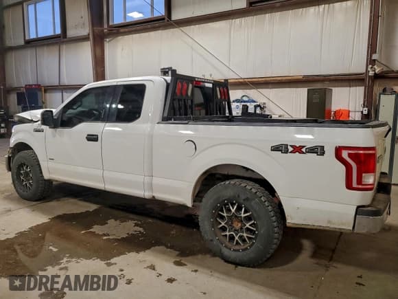 ✅ 2016 Ford F-150 XLT • VIN: 1FTEX1EP2GFC40333 • Lot: 92393535. Listed on Copart with 246,861 mi. Free auction sales archive from the USA and detailed vehicle history report at DreamBid. Image 2.