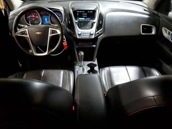 2017 Chevrolet Equinox Premier с VIN 2GNFLGEKXH6119592, выставлен на аукционе Copart как лот 61825685 с пробегом 124 169 миль миль и Списание • Salvage title. История ставок и продаж доступна на DreamBid. Изображение 8.