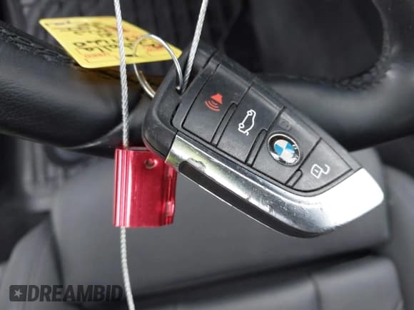 ✅ 2021 BMW 3 Series 330i • VIN: 3MW5R1J06M8B90668 • Lot: 41942076. Listed on IAAI with 68,073 mi. Free auction sales archive from the USA and detailed vehicle history report at DreamBid. Image 11.