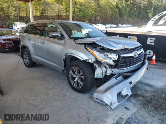 ✅ 2014 Toyota Highlander XLE • VIN: 5TDJKRFH3ES031859 • Лот: 85536705. Опубликован ранее на Copart с пробегом 180 744 миль. Бесплатный доступ к архиву аукционных продаж из США и подробный отчёт об истории автомобиля на DreamBid. Изображение 4.