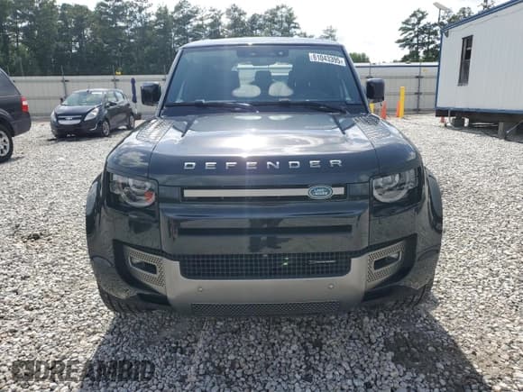 ✅ 2023 Land Rover Defender X-Dynamic SE • VIN: SALE2EEU5P2146443 • Lot: 61043395. Wystawiony na Copart z przebiegiem 30 049 mil. Bezpłatny archiwum sprzedaży aukcyjnych z USA i szczegółowy raport historii pojazdu na DreamBid. Zdjęcie 5.