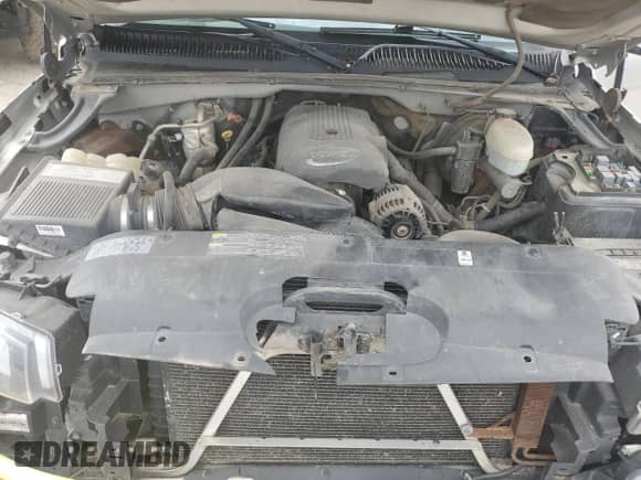 2004 Chevrolet Silverado 1500 Z71 z VIN 2GCEK19T841126510, wystawiony jako Copart lot #71036485 z przebiegiem 217 529 mil mil oraz Szkoda całkowita • Salvage title. Historia ofert i sprzedaży dostępna na DreamBid. Obrazek 11.