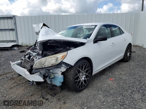 2014 Chevrolet Malibu LS z VIN 1G11A5SL7EF263122, wystawiony jako Copart lot #68761225 z przebiegiem 127 422 mil mil oraz Czysty tytuł • Clean title. Historia ofert i sprzedaży dostępna na DreamBid. Obrazek 1.