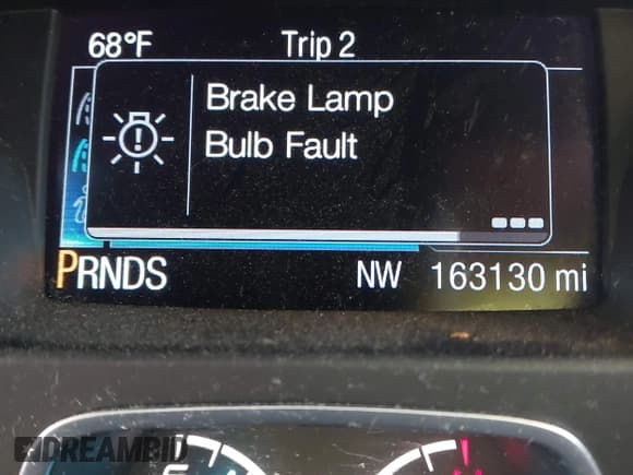 ✅ 2016 Ford Escape SE • VIN: 1FMCU9GX4GUA82788 • Lot: 43597349. Wystawiony na IAAI z przebiegiem 163 130 mil. Bezpłatny archiwum sprzedaży aukcyjnych z USA i szczegółowy raport historii pojazdu na DreamBid. Zdjęcie 7.