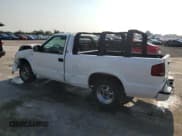 ✅ 2001 GMC Sonoma SL • VIN: 1GTCS14581K150740 • Lot: 66447225. Wystawiony na Copart z przebiegiem 196 654 mil. Bezpłatny archiwum sprzedaży aukcyjnych z USA i szczegółowy raport historii pojazdu na DreamBid. Zdjęcie 2.