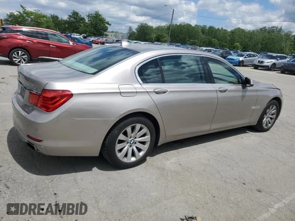 ✅ 2009 BMW 7 Series 750Li • VIN: WBAKB83509CY58960 • Lot: 58080265. Listed on Copart with 156,139 mi. Free auction sales archive from the USA and detailed vehicle history report at DreamBid. Image 3.