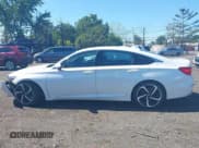✅ 2019 Honda Accord Sport • VIN: 1HGCV1F34KA173380 • Lot: 43061083. Wystawiony na IAAI z przebiegiem 95 837 mil. Bezpłatny archiwum sprzedaży aukcyjnych z USA i szczegółowy raport historii pojazdu na DreamBid. Zdjęcie 14.