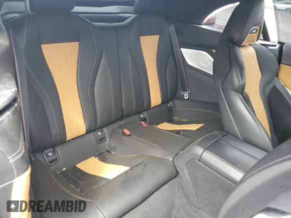 ✅ 2020 BMW M8 Competition • VIN: WBSDZ0C09LCD73457 • Lot: 56840415. Wystawiony na Copart z przebiegiem 29 121 mil. Bezpłatny archiwum sprzedaży aukcyjnych z USA i szczegółowy raport historii pojazdu na DreamBid. Zdjęcie 10.