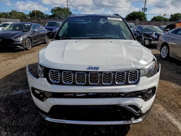 ✅ 2025 Jeep Compass Limited • VIN: 3C4NJDCN1ST521719 • Lot: 94539225. Listed on Copart with 20,775 mi. Free auction sales archive from the USA and detailed vehicle history report at DreamBid. Image 5.