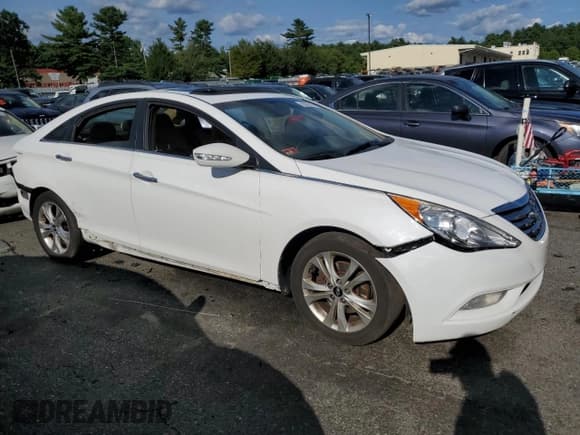 ✅ 2013 Hyundai Sonata SE • VIN: 5NPEC4AC1DH685888 • Lot: 65967454. Listed on Copart with 154,331 mi. Free auction sales archive from the USA and detailed vehicle history report at DreamBid. Image 4.