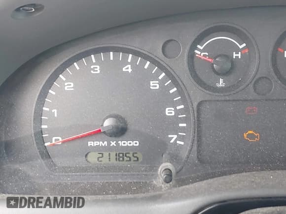 ✅ 2011 Ford Ranger XLT • VIN: 1FTKR4EEXBPB22563 • Lot: 42101752. Listed on IAAI with 211,855 mi. Free auction sales archive from the USA and detailed vehicle history report at DreamBid. Image 15.