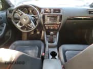 ✅ 2016 Volkswagen Jetta GLI SE • VIN: 3VW5S7AJ3GM222732 • Lot: 83737794. Wystawiony na Copart z przebiegiem 155 133 mil. Bezpłatny archiwum sprzedaży aukcyjnych z USA i szczegółowy raport historii pojazdu na DreamBid. Zdjęcie 8.