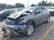 ✅ 2021 Volkswagen Atlas SE • VIN: 1V2JE2CA3MC207619 • Lot: 42981859. Listed on IAAI with 98,520 mi. Free auction sales archive from the USA and detailed vehicle history report at DreamBid. Image 2.