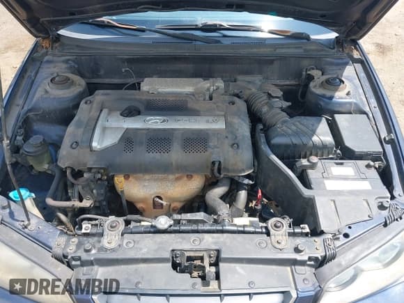 ✅ 2005 Hyundai Elantra GLS • VIN: KMHDN46D15U013596 • Lot: 42742072. Wystawiony na IAAI z przebiegiem 95 499 mil. Bezpłatny archiwum sprzedaży aukcyjnych z USA i szczegółowy raport historii pojazdu na DreamBid. Zdjęcie 10.