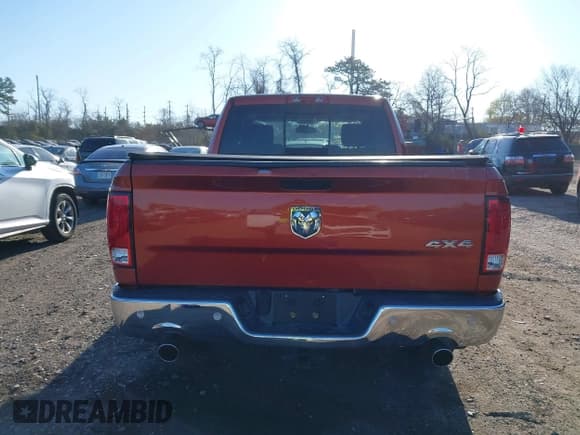 ✅ 2009 Dodge 1500 SLT • VIN: 1D3HV18T39S731832 • Lot: 42039890. Wystawiony na IAAI z przebiegiem 176 812 mil. Bezpłatny archiwum sprzedaży aukcyjnych z USA i szczegółowy raport historii pojazdu na DreamBid. Zdjęcie 16.