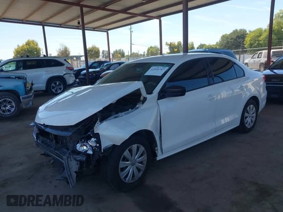 ✅ 2012 Volkswagen Jetta S • VIN: 3VW2K7AJ5CM405241 • Lot: 42854787. Listed on IAAI with 130,822 mi. Free auction sales archive from the USA and detailed vehicle history report at DreamBid. Image 18.