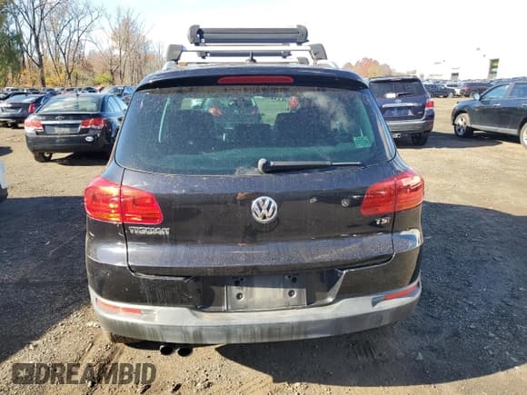 ✅ 2017 Volkswagen Tiguan Wolfsburg Edition • VIN: WVGRV7AX8HK002684 • Lot: 90586635. Wystawiony na Copart z przebiegiem 156 594 mil. Bezpłatny archiwum sprzedaży aukcyjnych z USA i szczegółowy raport historii pojazdu na DreamBid. Zdjęcie 6.