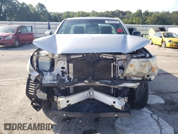 ✅ 2011 Toyota Tacoma • VIN: 5TFNX4CN8BX004677 • Лот: 69402695. Опубликован ранее на Copart с пробегом 64 597 миль. Бесплатный доступ к архиву аукционных продаж из США и подробный отчёт об истории автомобиля на DreamBid. Изображение 5.