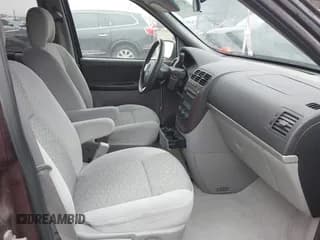 ✅ 2006 Chevrolet Uplander LS • VIN: 1GNDV23L46D202708 • Lot: 43738384. Listed on IAAI with 189,628 mi. Free auction sales archive from the USA and detailed vehicle history report at DreamBid. Image 5.