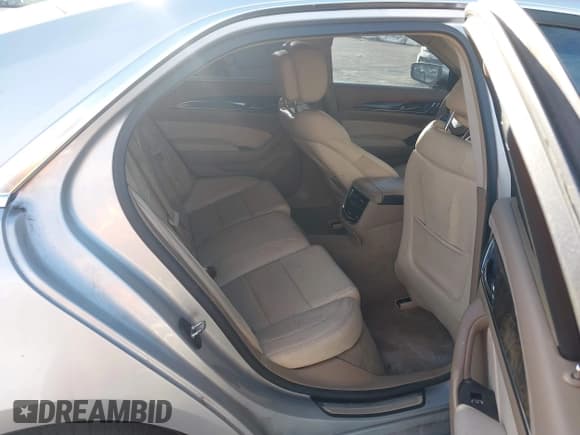 ✅ 2014 Cadillac CTS Performance RWD • VIN: 1G6AS5S33E0123580 • Лот: 43631855. Опубликован ранее на IAAI с пробегом 128 852 миль. Бесплатный доступ к архиву аукционных продаж из США и подробный отчёт об истории автомобиля на DreamBid. Изображение 8.