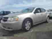 2008 Dodge Avenger SE z VIN 1B3LC46K98N150015, wystawiony jako Copart lot #74669544 z przebiegiem 101 069 mil mil oraz Nie do naprawy • Non repairable. Historia ofert i sprzedaży dostępna na DreamBid. Obrazek 1.