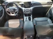 ✅ 2023 Ford Explorer Timberline • VIN: 1FMSK8JH6PGA64434 • Lot: 67653515. Wystawiony na Copart z przebiegiem 65 198 mil. Bezpłatny archiwum sprzedaży aukcyjnych z USA i szczegółowy raport historii pojazdu na DreamBid. Zdjęcie 8.