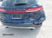 ✅ 2018 Lincoln MKC Black Label • VIN: 5LMTJ4DHXJUL12752 • Лот: 42134844. Опубликован ранее на IAAI с пробегом 103 163 миль. Бесплатный доступ к архиву аукционных продаж из США и подробный отчёт об истории автомобиля на DreamBid. Изображение 6.
