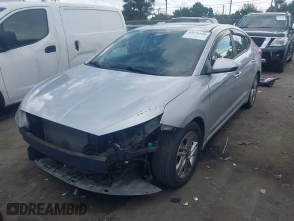 ✅ 2019 Hyundai Elantra Value Edition • VIN: 5NPD84LFXKH433218 • Lot: 43276120. Listed on IAAI with 64,082 mi. Free auction sales archive from the USA and detailed vehicle history report at DreamBid. Image 18.