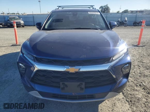 ✅ 2023 Chevrolet Blazer LT • VIN: 3GNKBHR41PS157683 • Lot: 85944015. Listed on Copart with 43,171 mi. Free auction sales archive from the USA and detailed vehicle history report at DreamBid. Image 5.