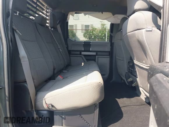 ✅ 2019 Ford F-250 XL • VIN: 1FT7W2B67KEE19558 • Lot: 42867376. Listed on IAAI with 181,508 mi. Free auction sales archive from the USA and detailed vehicle history report at DreamBid. Image 8.