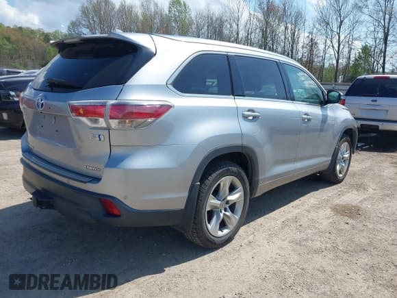 ✅ 2015 Toyota Highlander Limited • VIN: 5TDDCRFH1FS007944 • Lot: 41948091. Wystawiony na IAAI z przebiegiem 136 100 mil. Bezpłatny archiwum sprzedaży aukcyjnych z USA i szczegółowy raport historii pojazdu na DreamBid. Zdjęcie 4.