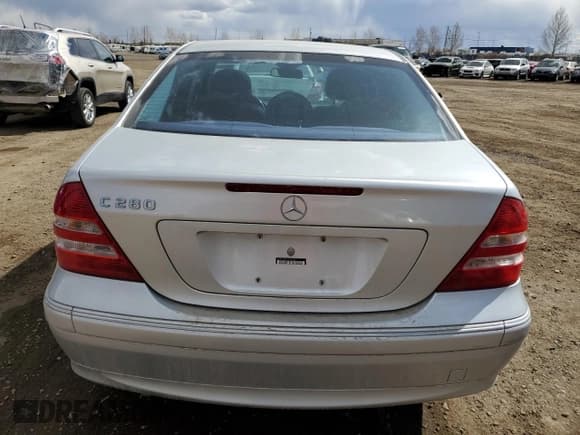✅ 2007 Mercedes-Benz C 280 Luxury • VIN: WDBRF54H77F923469 • Лот: 52780005. Опубликован ранее на Copart с пробегом 237 746 миль. Бесплатный доступ к архиву аукционных продаж из США и подробный отчёт об истории автомобиля на DreamBid. Изображение 6.