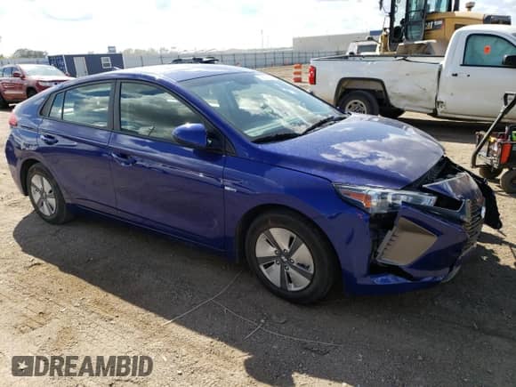2019 Hyundai Ioniq Blue с VIN KMHC65LC8KU136382, выставлен на аукционе Copart как лот 72813684 с пробегом Не указан миль и Списание • Salvage title. История ставок и продаж доступна на DreamBid. Изображение 4.