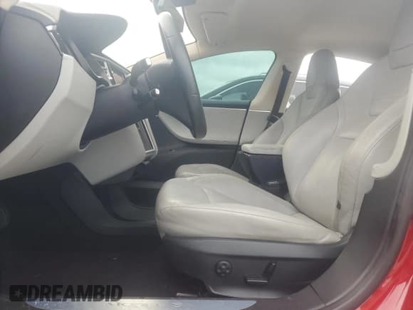 ✅ 2015 Tesla Model S 85 • VIN: 5YJSA1H12FF094546 • Lot: 71584785. Listed on Copart with 126,659 mi. Free auction sales archive from the USA and detailed vehicle history report at DreamBid. Image 7.