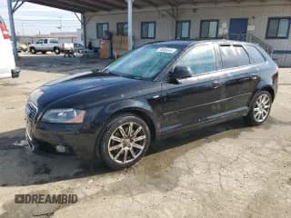 ✅ 2010 Audi A3 Premium Plus • VIN: WAUKEAFM6AA133378 • Lot: 75885044. Wystawiony na Copart z przebiegiem 165 077 mil. Bezpłatny archiwum sprzedaży aukcyjnych z USA i szczegółowy raport historii pojazdu na DreamBid. Zdjęcie 1.