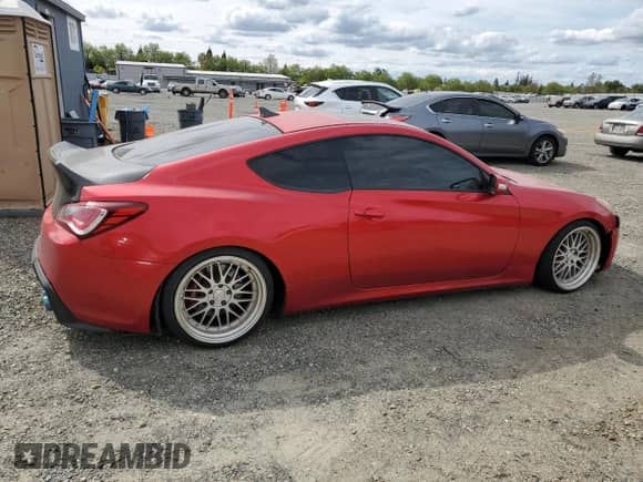 2010 Hyundai Genesis Coupe Track с VIN KMHHU6KHXAU013146, выставлен на аукционе Copart как лот 52187725 с пробегом 164 880 миль миль и Списание • Salvage title. История ставок и продаж доступна на DreamBid. Изображение 3.