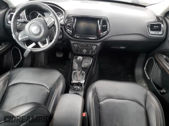 ✅ 2019 Jeep Compass Limited • VIN: 3C4NJDCB4KT791713 • Lot: 57802915. Listed on Copart with 100,811 mi. Free auction sales archive from the USA and detailed vehicle history report at DreamBid. Image 8.