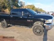 ✅ 2017 Ram 2500 Lone Star • VIN: 3C6UR5DL0HG581667 • Lot: 43709408. Wystawiony na IAAI z przebiegiem 141 647 mil. Bezpłatny archiwum sprzedaży aukcyjnych z USA i szczegółowy raport historii pojazdu na DreamBid. Zdjęcie 13.
