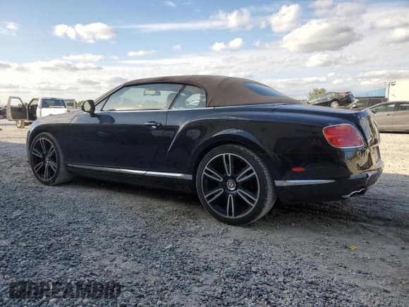 ✅ 2013 Bentley Continental GT • VIN: SCBGT3ZA1DC085070 • Lot: 88868365. Listed on Copart with 19,642 mi. Free auction sales archive from the USA and detailed vehicle history report at DreamBid. Image 2.