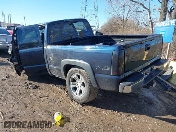 ✅ 2007 Chevrolet Silverado 1500 Work Truck • VIN: 1GCEK19Z37E154898 • Lot: 41125458. Listed on IAAI with 155,253 mi. Free auction sales archive from the USA and detailed vehicle history report at DreamBid. Image 3.