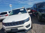 ✅ 2019 Jeep Compass Latitude • VIN: 3C4NJCBB9KT802894 • Lot: 43589116. Wystawiony na IAAI z przebiegiem 135 922 mil. Bezpłatny archiwum sprzedaży aukcyjnych z USA i szczegółowy raport historii pojazdu na DreamBid. Zdjęcie 6.