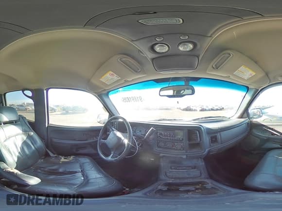 ✅ 2002 Chevrolet Silverado 2500HD LS • VIN: 1GCHK23G32F104757 • Лот: 91891835. Опубликован ранее на Copart с пробегом 205 533 миль. Бесплатный доступ к архиву аукционных продаж из США и подробный отчёт об истории автомобиля на DreamBid. Изображение 14.