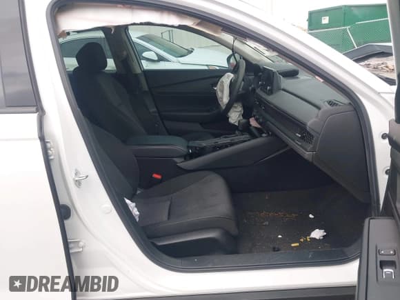 ✅ 2023 Honda Accord EX • VIN: 1HGCY1F33PA021962 • Lot: 42427477. Wystawiony na IAAI z przebiegiem 36 830 mil. Bezpłatny archiwum sprzedaży aukcyjnych z USA i szczegółowy raport historii pojazdu na DreamBid. Zdjęcie 5.