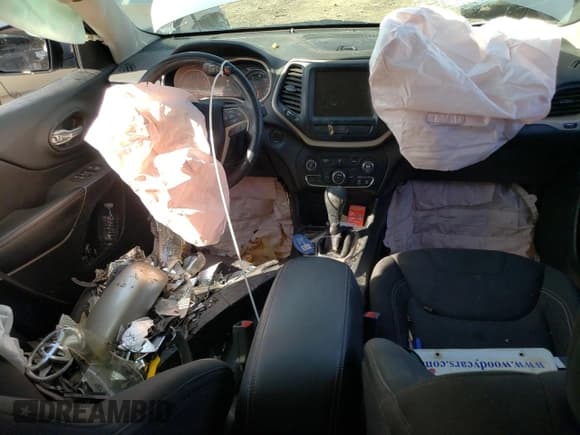 ✅ 2016 Jeep Cherokee 75th Anniversary • VIN: 1C4PJLCB8GW342250 • Lot: 71993915. Wystawiony na Copart z przebiegiem 120 706 mil. Bezpłatny archiwum sprzedaży aukcyjnych z USA i szczegółowy raport historii pojazdu na DreamBid. Zdjęcie 8.