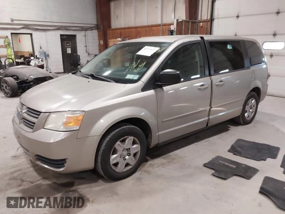 ✅ 2009 Dodge Grand Caravan SE • VIN: 1D8HN44E89B511766 • Lot: 43777046. Listed on IAAI with 62,960 mi. Free auction sales archive from the USA and detailed vehicle history report at DreamBid. Image 2.