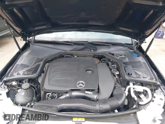 ✅ 2021 Mercedes-Benz C 300 • VIN: W1KWF8EB4MR641418 • Lot: 42657948. Wystawiony na IAAI z przebiegiem 29 644 mil. Bezpłatny archiwum sprzedaży aukcyjnych z USA i szczegółowy raport historii pojazdu na DreamBid. Zdjęcie 10.