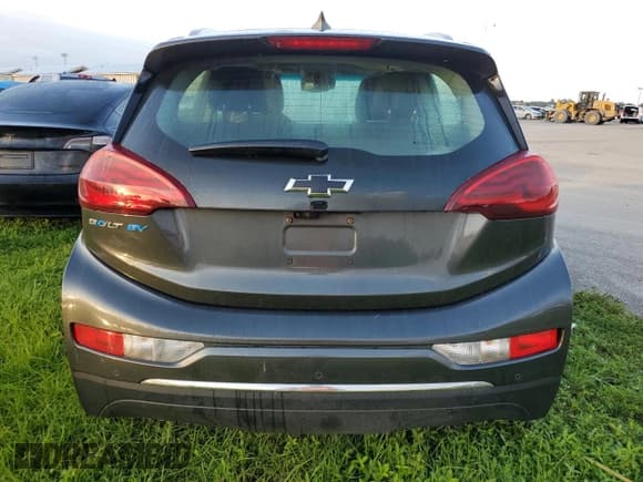 ✅ 2019 Chevrolet Bolt EV Premier • VIN: 1G1FZ6S05K4119103 • Lot: 74175084. Wystawiony na Copart z przebiegiem Nie podano. Bezpłatny archiwum sprzedaży aukcyjnych z USA i szczegółowy raport historii pojazdu na DreamBid. Zdjęcie 6.