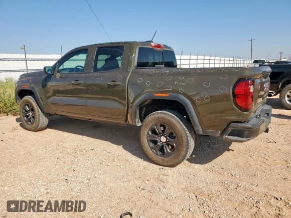 ✅ 2024 GMC Canyon 2WD Elevation • VIN: 1GTP5BEK7R1125056 • Лот: 67486605. Опубликован ранее на Copart с пробегом 21 126 миль. Бесплатный доступ к архиву аукционных продаж из США и подробный отчёт об истории автомобиля на DreamBid. Изображение 2.
